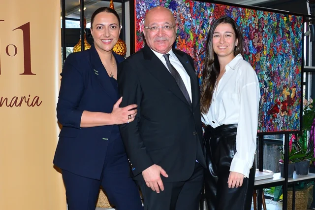 zeyne-_Murat_defne_dayioglu_aclis